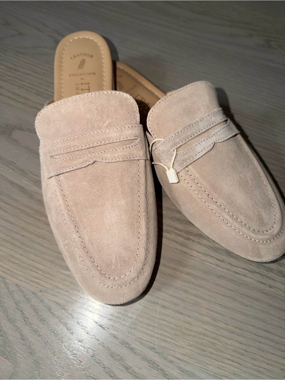 Italian Shoemakers Women's Suede Mules in Light Beige